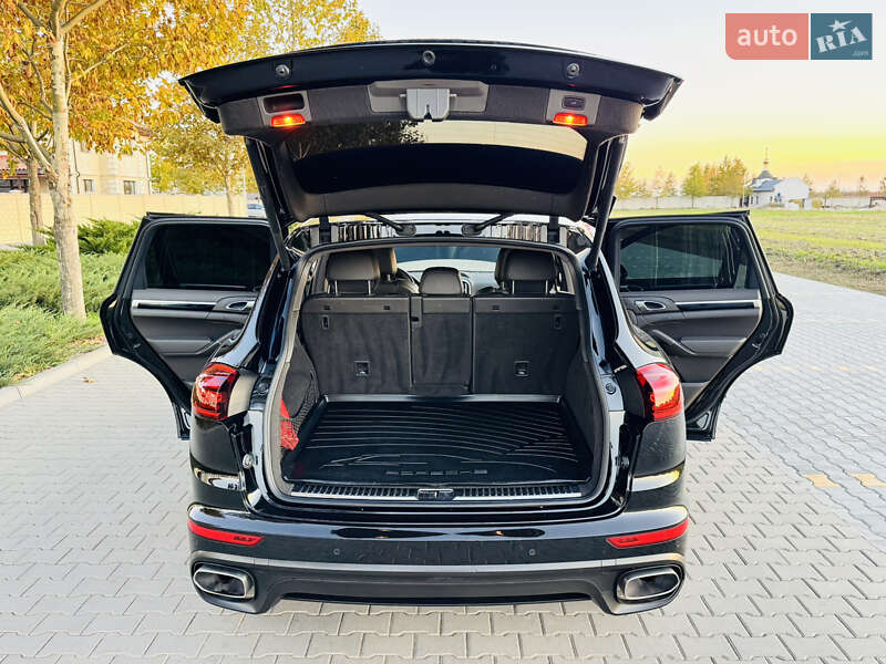 Внедорожник / Кроссовер Porsche Cayenne 2017 в Одессе фото 75 Внедорожник / Кроссовер Porsche Cayenne 2017 в Одессе