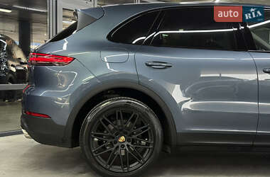 Внедорожник / Кроссовер Porsche Cayenne 2019 в 