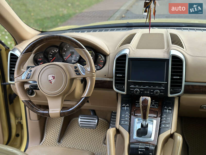Внедорожник / Кроссовер Porsche Cayenne 2010 в Киеве фото 33 Внедорожник / Кроссовер Porsche Cayenne 2010 в Киеве