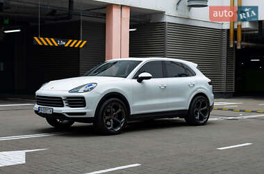 Внедорожник / Кроссовер Porsche Cayenne 2020 в Киеве