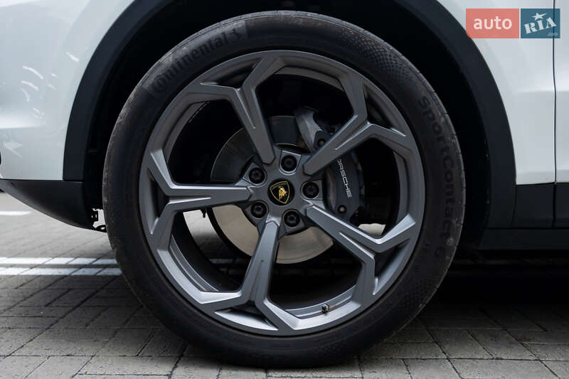 Позашляховик / Кросовер Porsche Cayenne 2020 в Києві