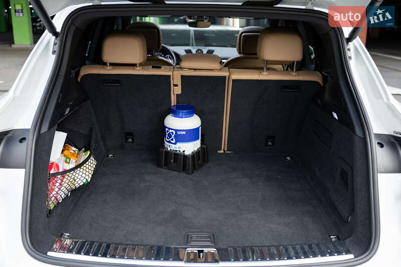 Позашляховик / Кросовер Porsche Cayenne 2020 в Києві