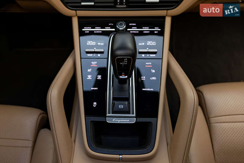 Позашляховик / Кросовер Porsche Cayenne 2020 в Києві