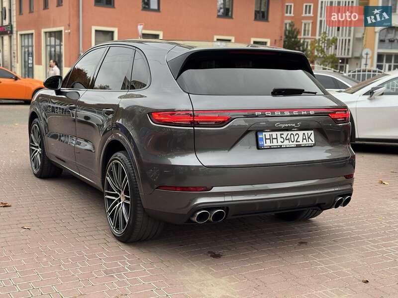 Позашляховик / Кросовер Porsche Cayenne 2018 в Одесі фото 3 Позашляховик / Кросовер Porsche Cayenne 2018 в Одесі