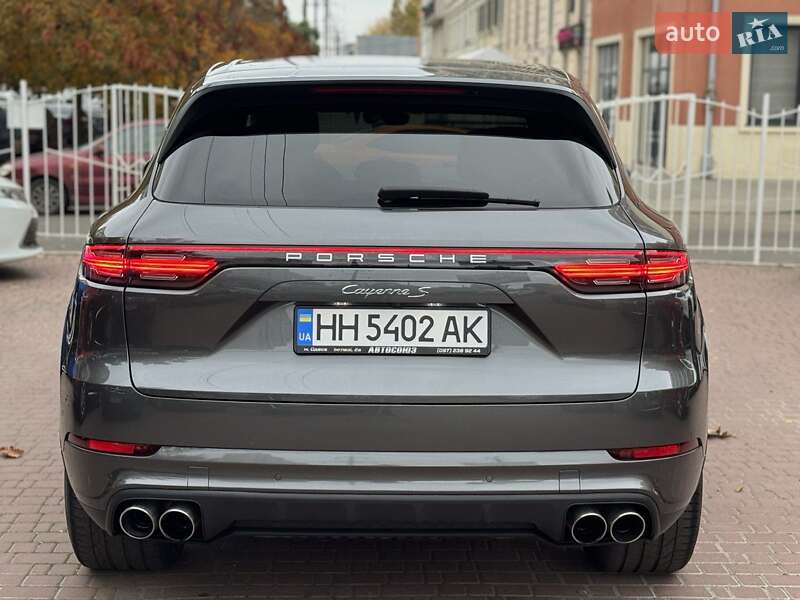 Позашляховик / Кросовер Porsche Cayenne 2018 в Одесі фото 22 Позашляховик / Кросовер Porsche Cayenne 2018 в Одесі