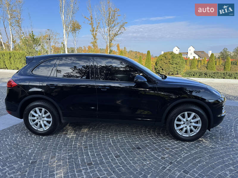 Позашляховик / Кросовер Porsche Cayenne 2014 в Дніпрі фото 4 Позашляховик / Кросовер Porsche Cayenne 2014 в Дніпрі