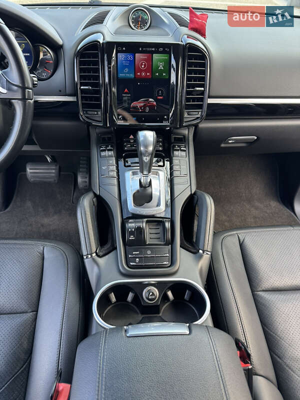 Позашляховик / Кросовер Porsche Cayenne 2014 в Дніпрі фото 14 Позашляховик / Кросовер Porsche Cayenne 2014 в Дніпрі