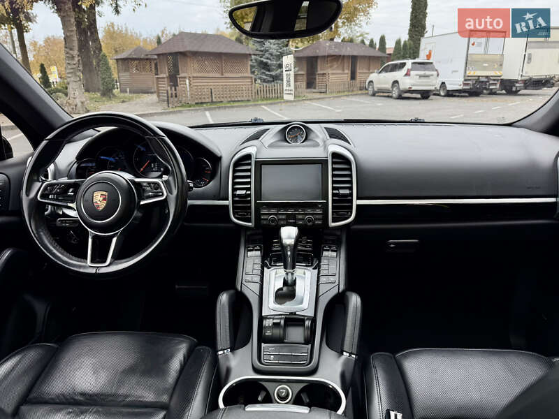 Внедорожник / Кроссовер Porsche Cayenne 2015 в Тернополе фото 52 Внедорожник / Кроссовер Porsche Cayenne 2015 в Тернополе