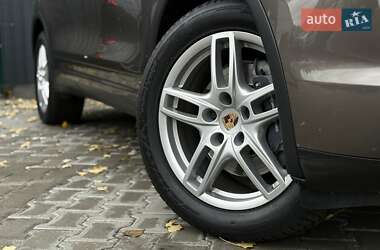 Внедорожник / Кроссовер Porsche Cayenne 2013 в Киеве