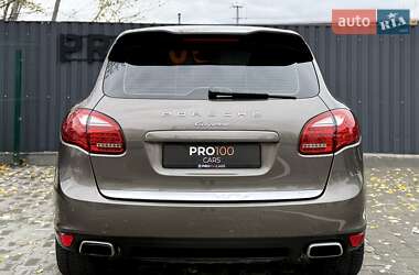 Внедорожник / Кроссовер Porsche Cayenne 2013 в Киеве