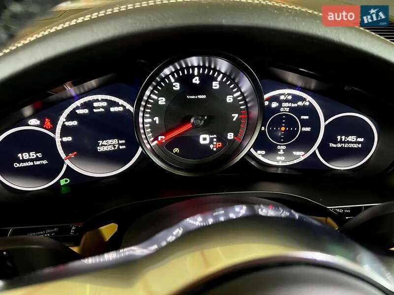 Позашляховик / Кросовер Porsche Cayenne 2018 в Львові