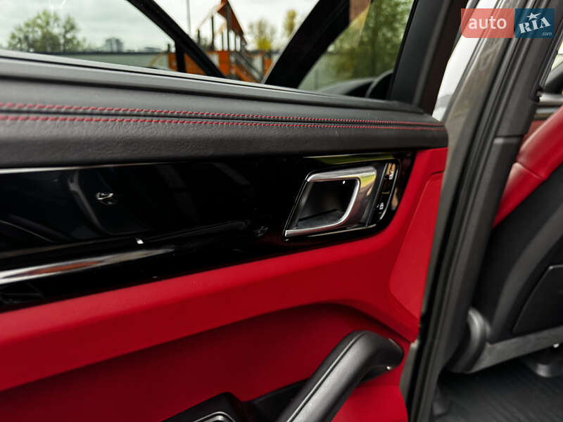 Позашляховик / Кросовер Porsche Cayenne 2019 в Києві фото 27 Позашляховик / Кросовер Porsche Cayenne 2019 в Києві