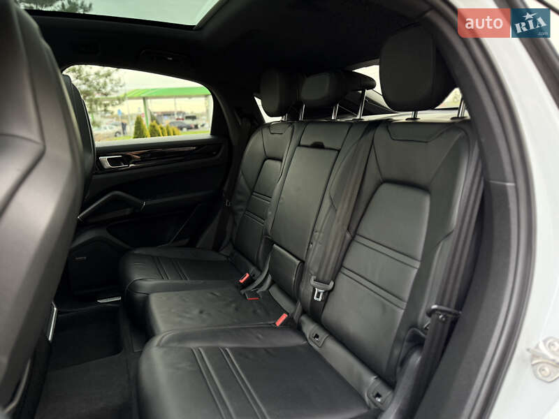 Внедорожник / Кроссовер Porsche Cayenne 2019 в Львове фото 50 Внедорожник / Кроссовер Porsche Cayenne 2019 в Львове