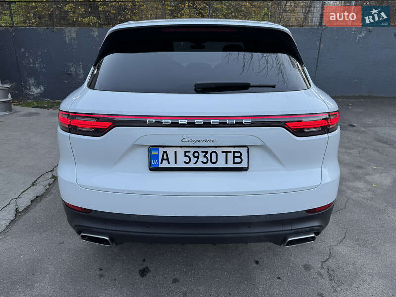 Внедорожник / Кроссовер Porsche Cayenne 2019 в Киеве