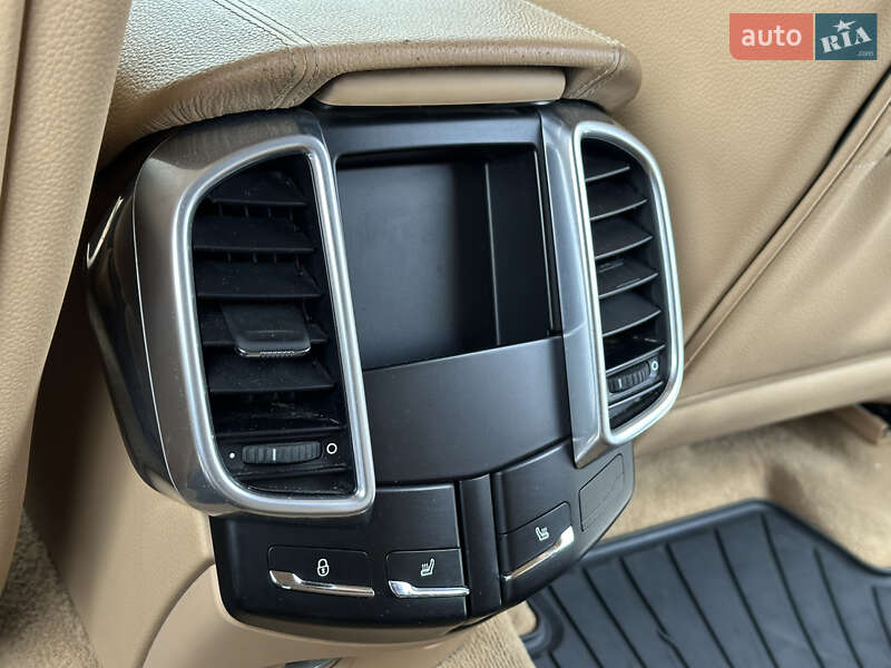 Позашляховик / Кросовер Porsche Cayenne 2013 в Одесі фото 43 Позашляховик / Кросовер Porsche Cayenne 2013 в Одесі