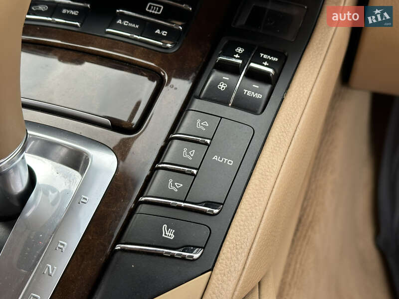 Позашляховик / Кросовер Porsche Cayenne 2013 в Одесі фото 81 Позашляховик / Кросовер Porsche Cayenne 2013 в Одесі