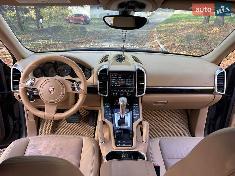 Внедорожник / Кроссовер Porsche Cayenne 2012 в Тернополе фото 9 Внедорожник / Кроссовер Porsche Cayenne 2012 в Тернополе