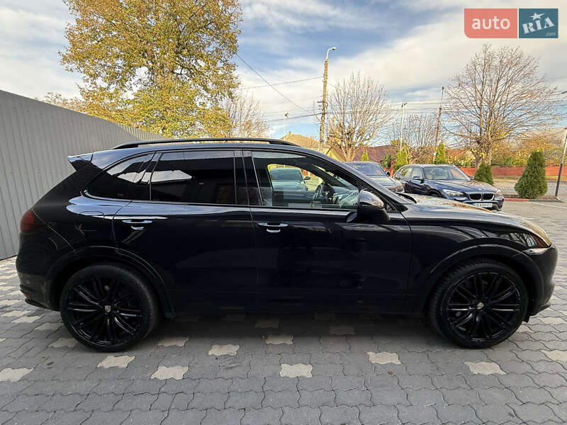 Позашляховик / Кросовер Porsche Cayenne 2012 в Чернівцях фото 5 Позашляховик / Кросовер Porsche Cayenne 2012 в Чернівцях