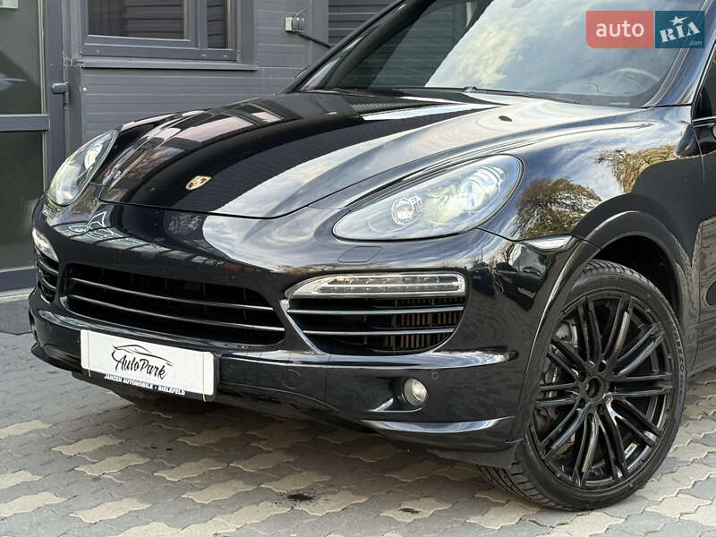 Позашляховик / Кросовер Porsche Cayenne 2012 в Чернівцях фото 11 Позашляховик / Кросовер Porsche Cayenne 2012 в Чернівцях