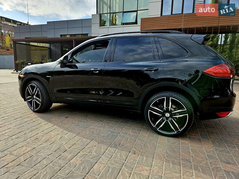 Внедорожник / Кроссовер Porsche Cayenne 2013 в Полтаве фото 6 Внедорожник / Кроссовер Porsche Cayenne 2013 в Полтаве