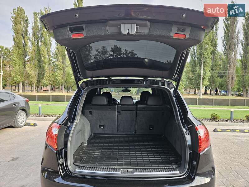 Внедорожник / Кроссовер Porsche Cayenne 2013 в Полтаве фото 57 Внедорожник / Кроссовер Porsche Cayenne 2013 в Полтаве