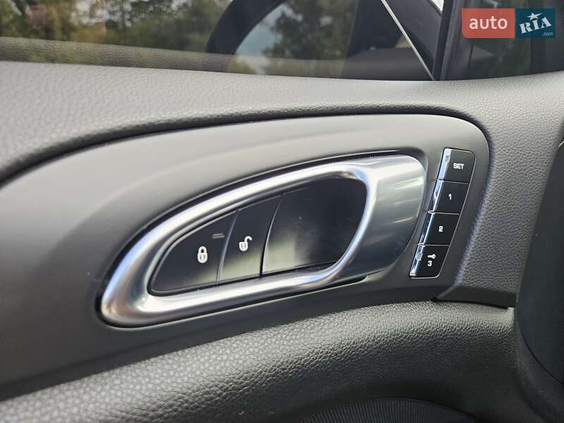 Внедорожник / Кроссовер Porsche Cayenne 2013 в Полтаве фото 103 Внедорожник / Кроссовер Porsche Cayenne 2013 в Полтаве