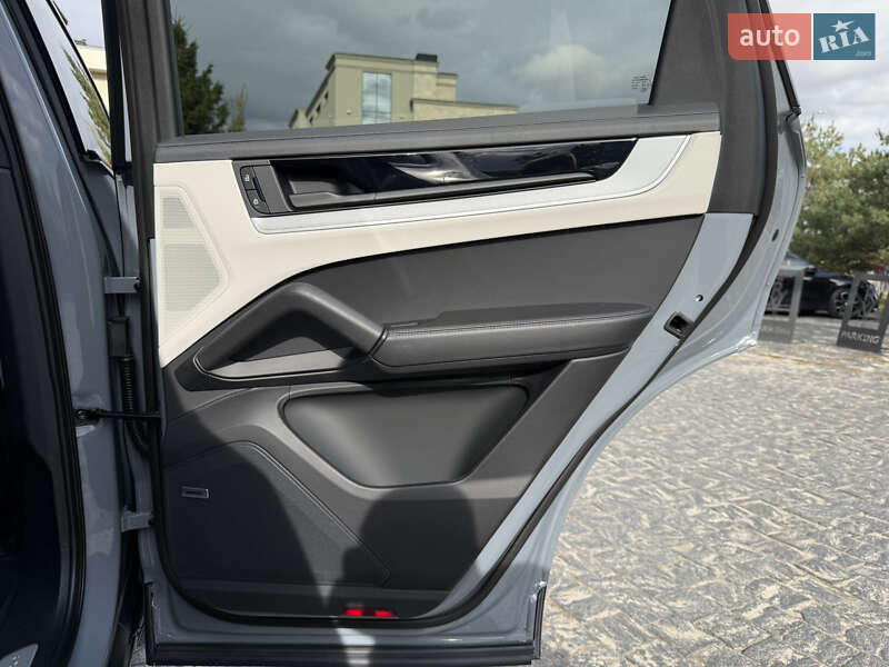 Внедорожник / Кроссовер Porsche Cayenne 2024 в Львове фото 72 Внедорожник / Кроссовер Porsche Cayenne 2024 в Львове