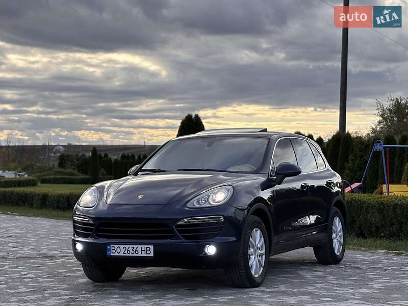 Позашляховик / Кросовер Porsche Cayenne 2011 в Тернополі