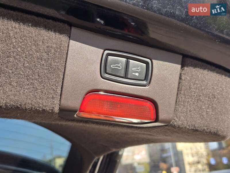 Внедорожник / Кроссовер Porsche Cayenne 2010 в Киеве