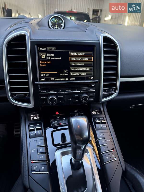 Позашляховик / Кросовер Porsche Cayenne 2015 в Малині фото 29 Позашляховик / Кросовер Porsche Cayenne 2015 в Малині