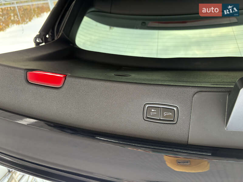 Позашляховик / Кросовер Porsche Cayenne 2018 в Києві