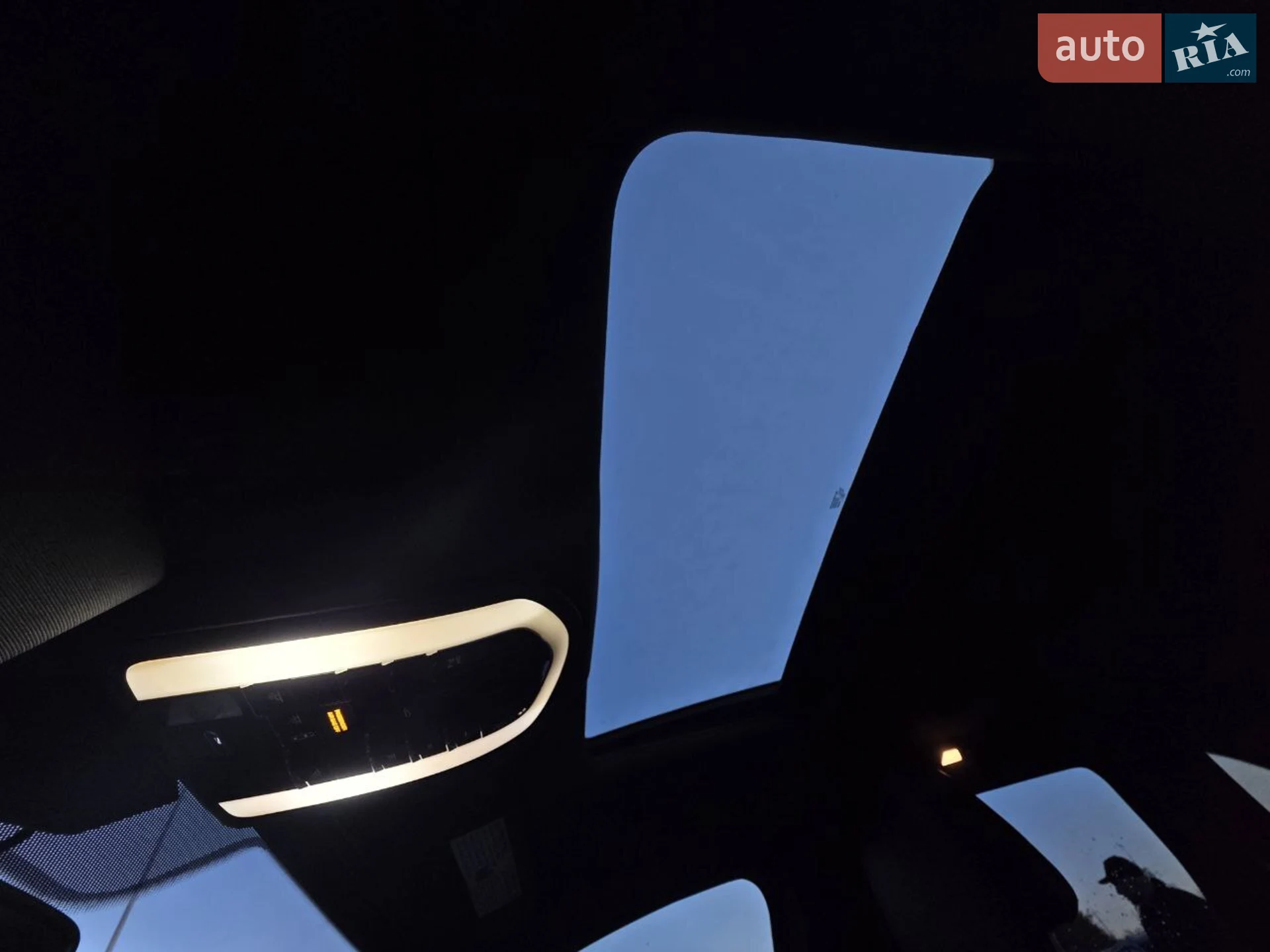 2011 Porsche Cayenne - мініатюра 34