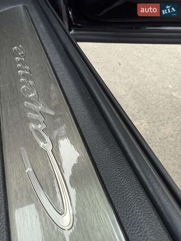 Внедорожник / Кроссовер Porsche Cayenne 2024 в Киеве