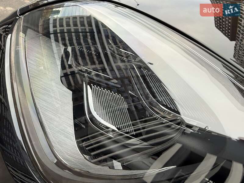 Внедорожник / Кроссовер Porsche Cayenne 2024 в Киеве