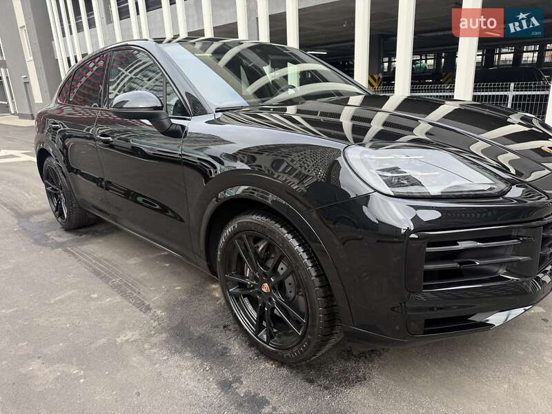 Внедорожник / Кроссовер Porsche Cayenne 2024 в Киеве