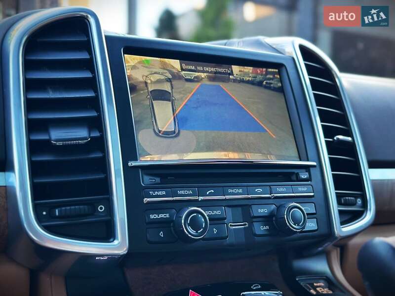 Внедорожник / Кроссовер Porsche Cayenne 2016 в Киеве фото 41 Внедорожник / Кроссовер Porsche Cayenne 2016 в Киеве