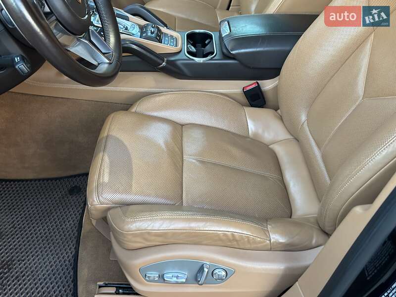 Позашляховик / Кросовер Porsche Cayenne 2015 в Києві фото 21 Позашляховик / Кросовер Porsche Cayenne 2015 в Києві
