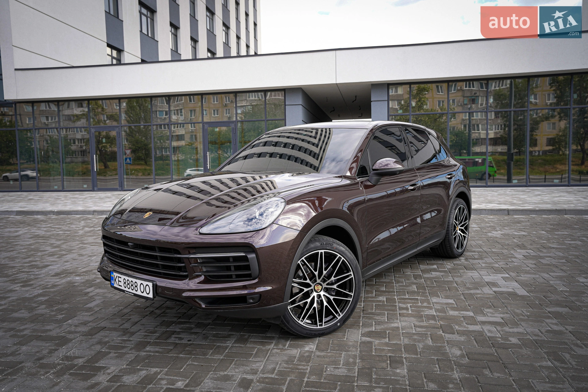 2019 Porsche Cayenne - мініатюра 3