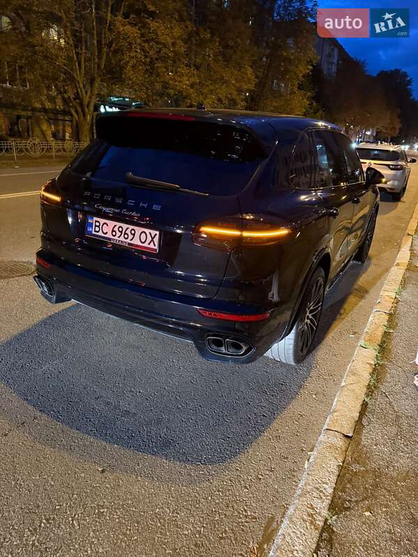 Позашляховик / Кросовер Porsche Cayenne 2015 в Києві фото 16 Позашляховик / Кросовер Porsche Cayenne 2015 в Києві