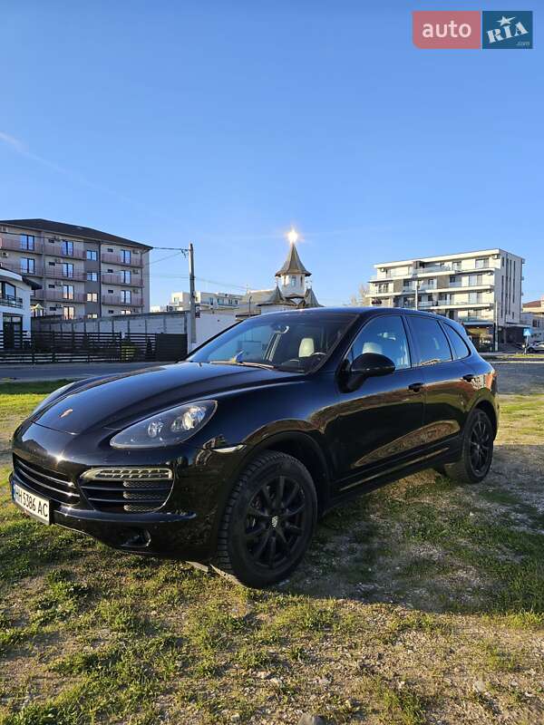 Внедорожник / Кроссовер Porsche Cayenne 2014 в Измаиле