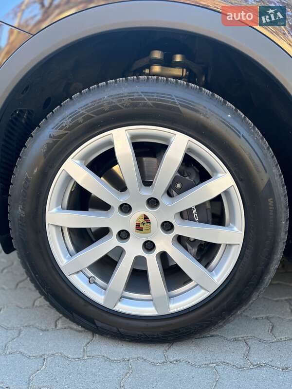 Внедорожник / Кроссовер Porsche Cayenne 2018 в Львове фото 14 Внедорожник / Кроссовер Porsche Cayenne 2018 в Львове