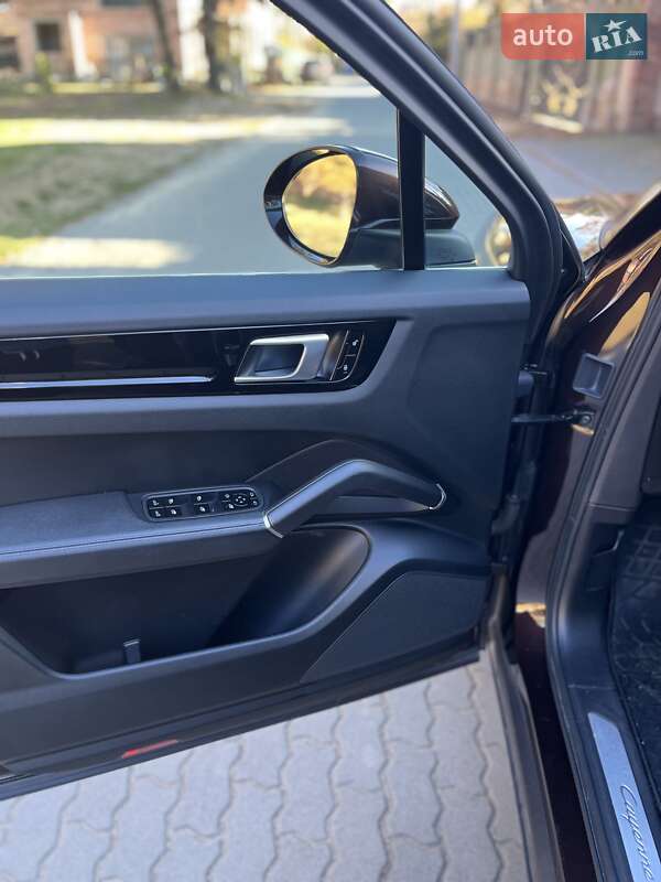 Внедорожник / Кроссовер Porsche Cayenne 2018 в Львове фото 18 Внедорожник / Кроссовер Porsche Cayenne 2018 в Львове