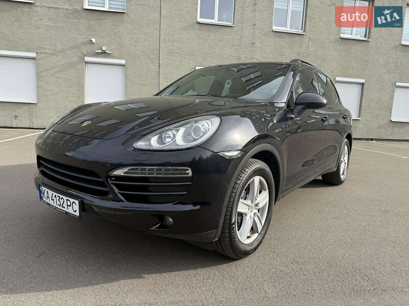 Внедорожник / Кроссовер Porsche Cayenne 2011 в Киеве