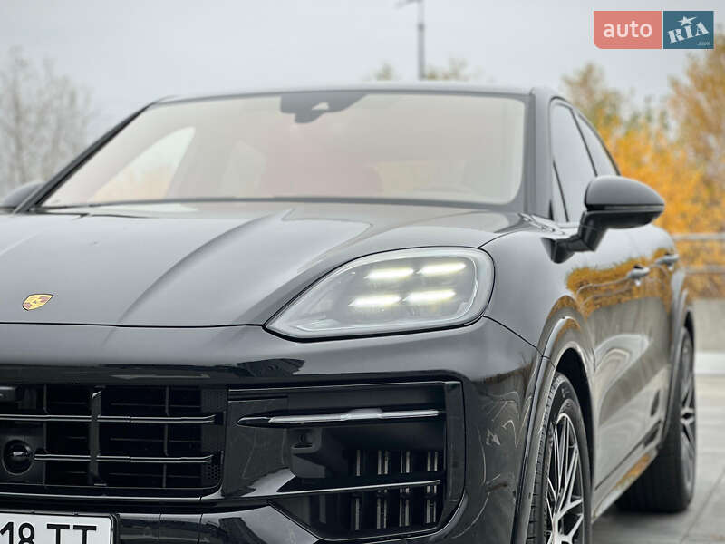 Позашляховик / Кросовер Porsche Cayenne 2024 в Києві