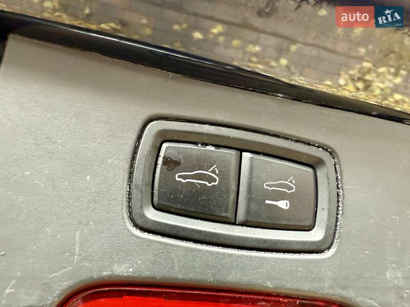 Внедорожник / Кроссовер Porsche Cayenne 2016 в Киеве фото 36 Внедорожник / Кроссовер Porsche Cayenne 2016 в Киеве