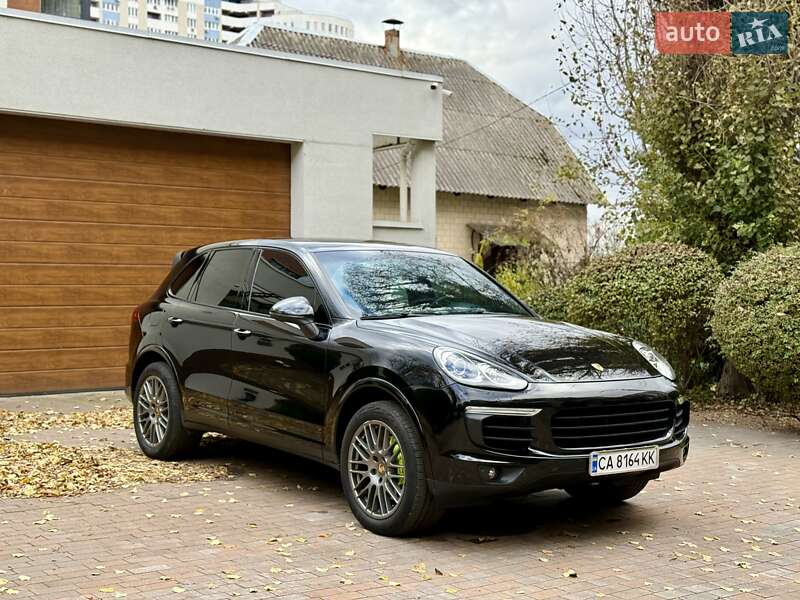 Внедорожник / Кроссовер Porsche Cayenne 2016 в Киеве фото 80 Внедорожник / Кроссовер Porsche Cayenne 2016 в Киеве