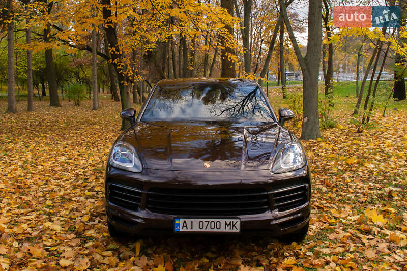 Внедорожник / Кроссовер Porsche Cayenne 2018 в Киеве