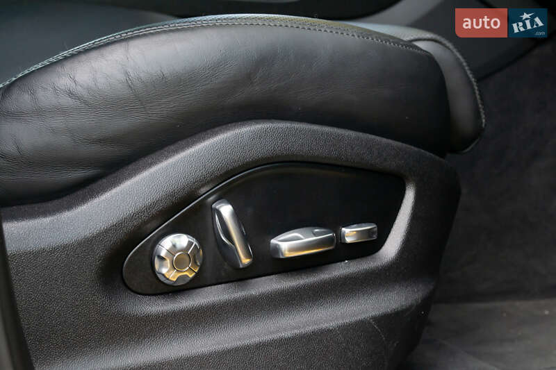 Внедорожник / Кроссовер Porsche Cayenne 2018 в Киеве