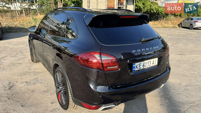 Позашляховик / Кросовер Porsche Cayenne 2010 в Дніпрі