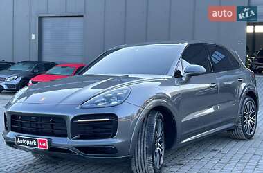 Внедорожник / Кроссовер Porsche Cayenne 2019 в Львове
